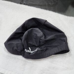 BLACK SWIM CAP by FUNNYGIRL